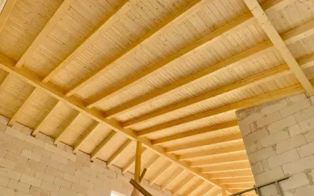 montaje de estructuras de madera para cubiertas en Ponferrada